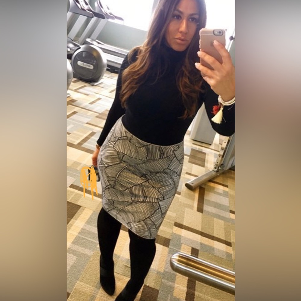 Ella Moss Sweater Skirt stretchy